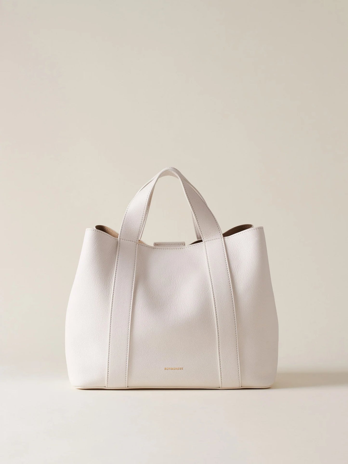NUEVE SHOPPER MEDIUM