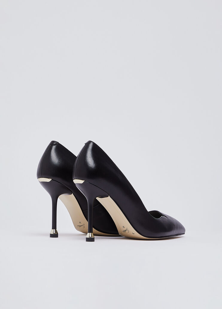 Décolleté in morbida nappa