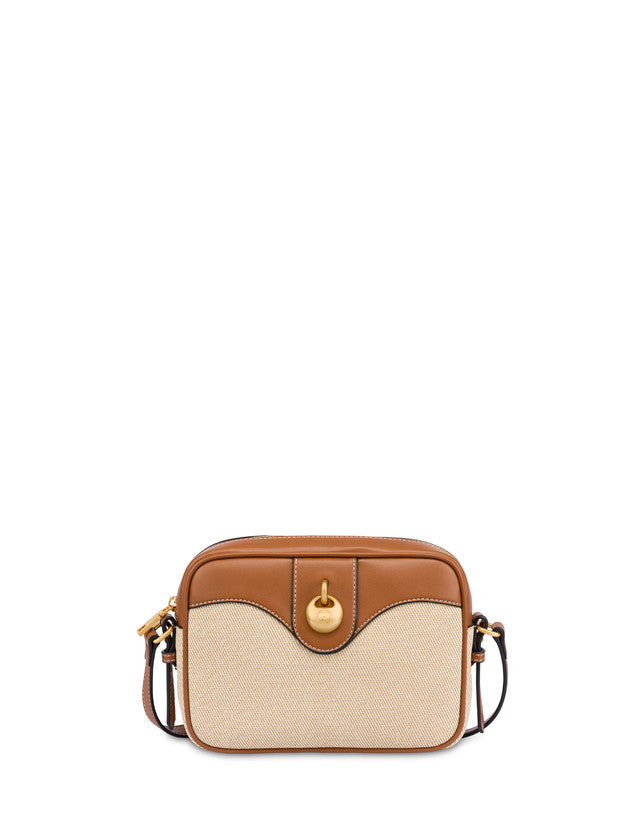 Nuova crossbody bag con comoda tracolla